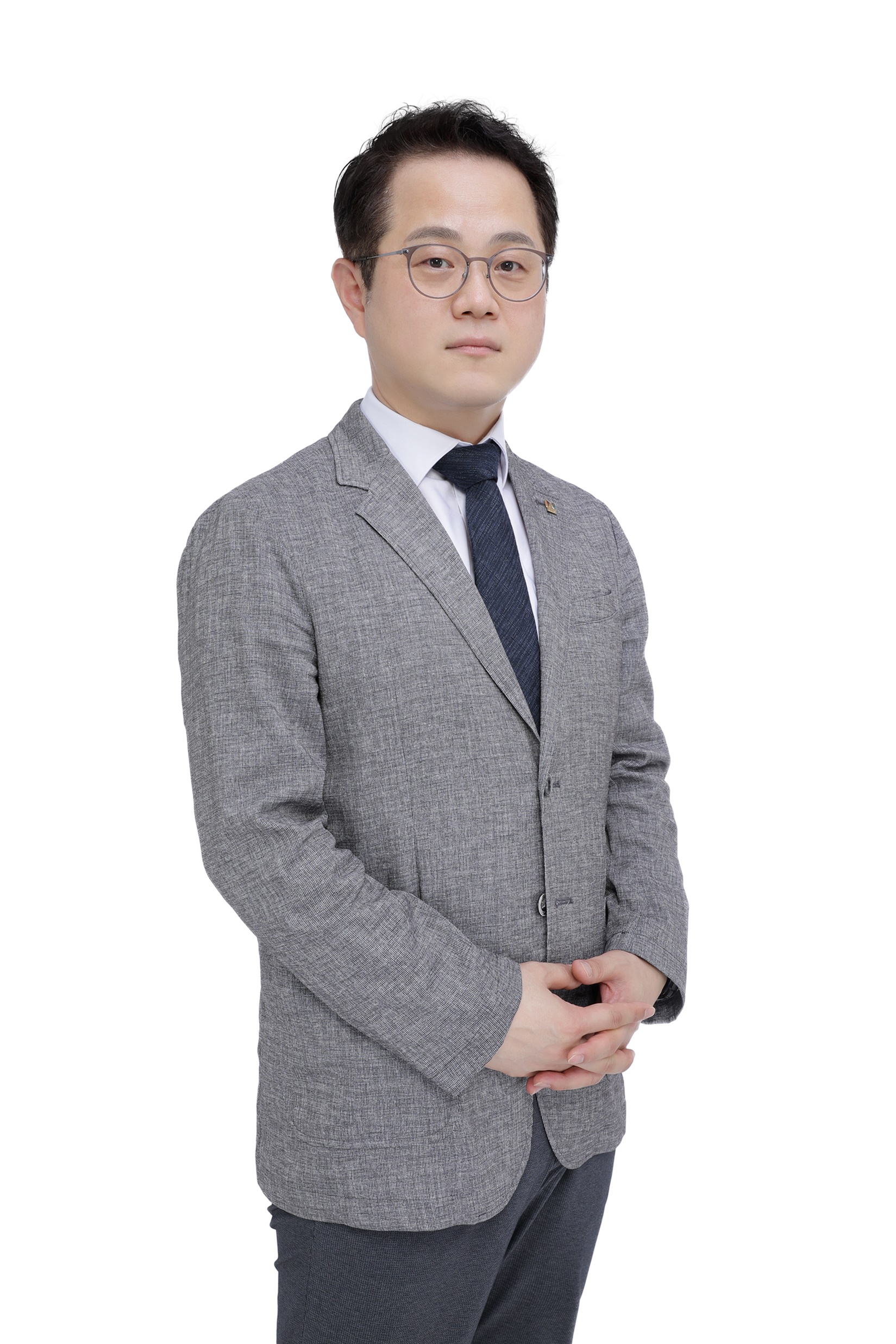 Jun-yeop Jang , Executive Director / Design Business Division